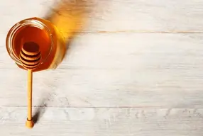 Propiedades y beneficios de la miel de abeja ¿Para que sirve?