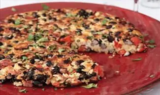 Pastel de arroz y frijoles