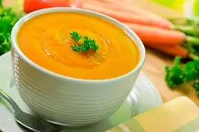Crema naranja de vegetales