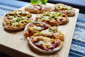Pita Pizza