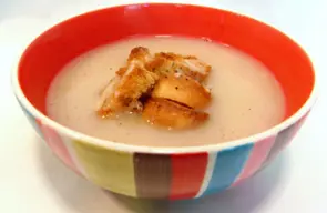 Sopa de Cebollas y Apio