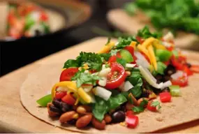 Burrito vegetariano con frijoles rojos