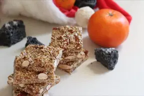 Turrón de ajonjolí, naranja y miel