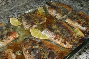 Sardinas asadas al horno con limón