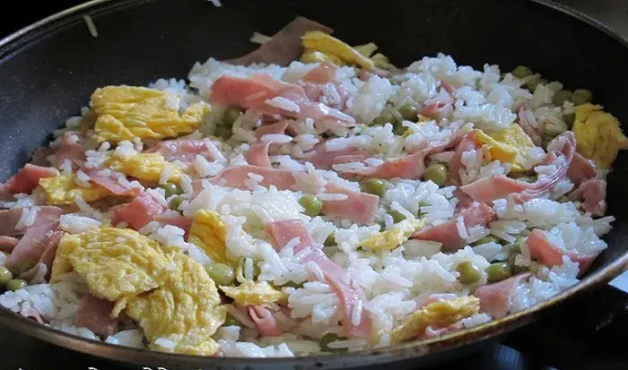 Arroz clásico tres delicias