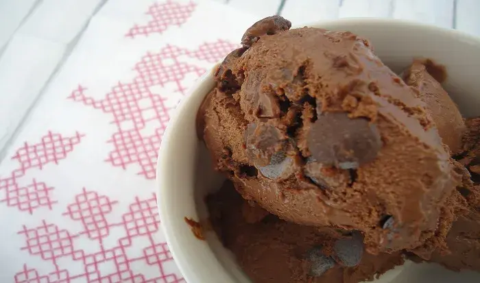 Helado de cambur y cacao