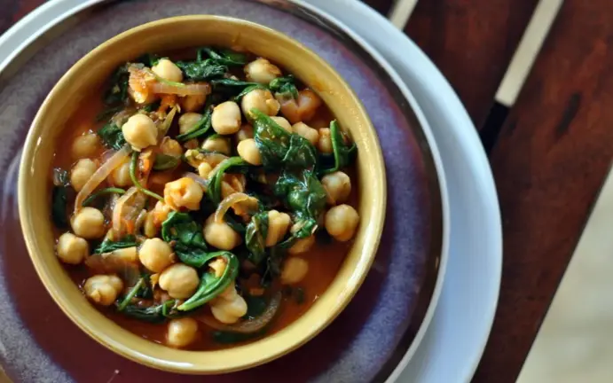 Garbanzos guisados con espinacas
