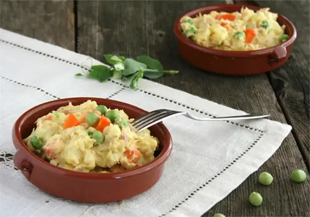 Ensalada rusa con atún