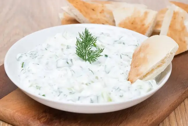 Dip de yogur y pepino