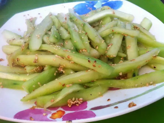 Sofrito de pepino