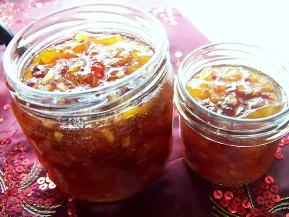 Chutney de coco con chiles verdes