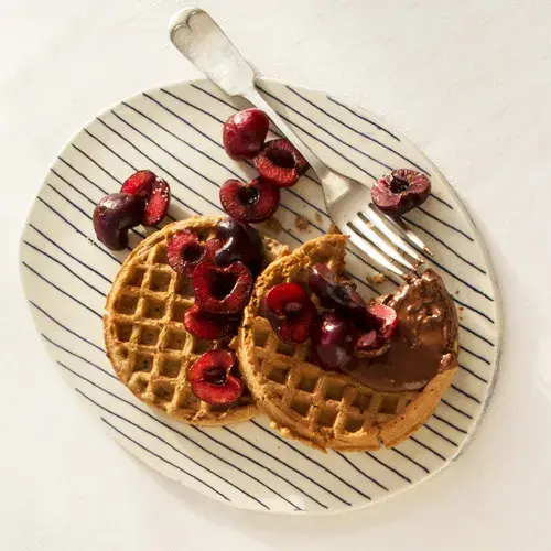 Waffles-de-cereza-y-chocolate