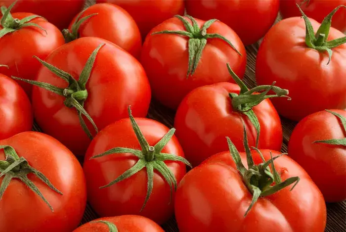 vitaminas y tomates