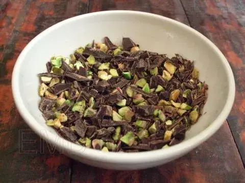 pistachos y chocolate