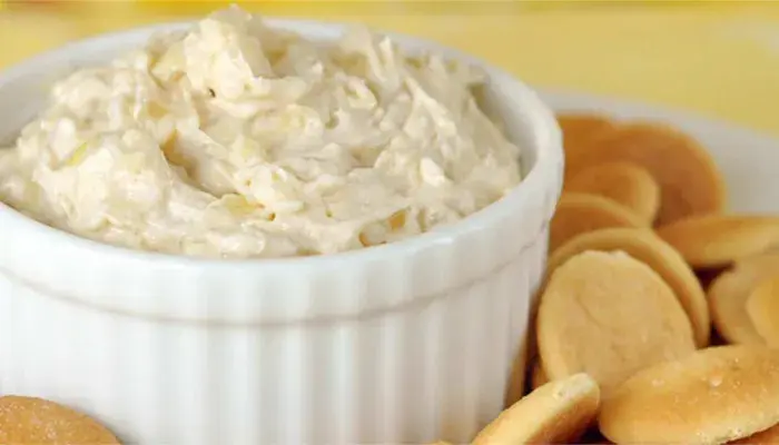 Dip de piña y queso crema