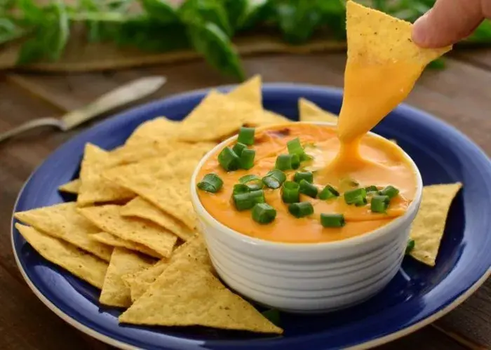 Dip vegano para nachos