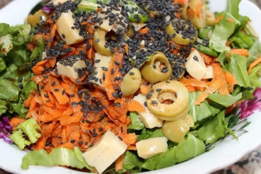 Ensalada veraniega de aceitunas