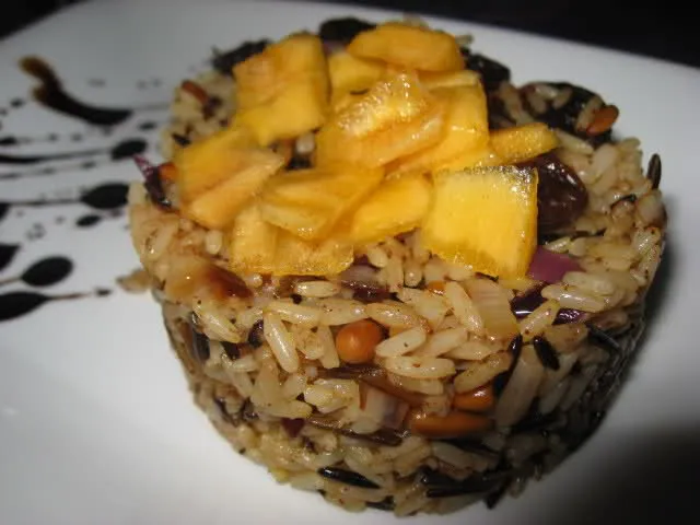 Arroz con pasas y piñones