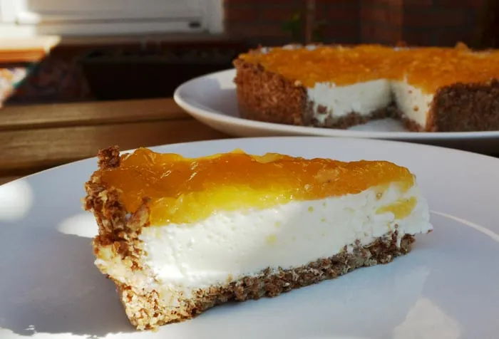 Tarta de yogur con frutas