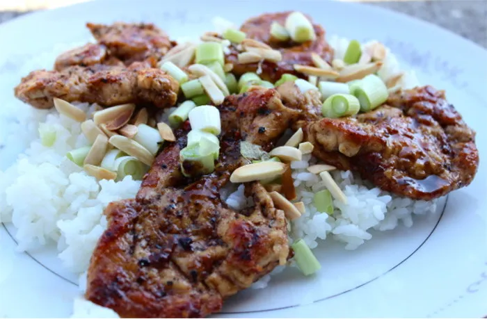 Pollo confitado a la frutilla