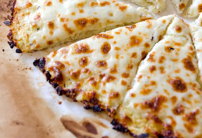 Pizza con masa de coliflor