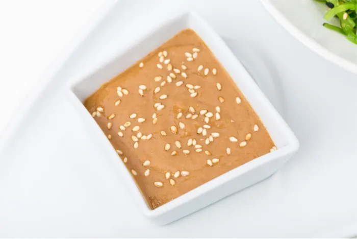 Dip cremoso de mantequilla de maní